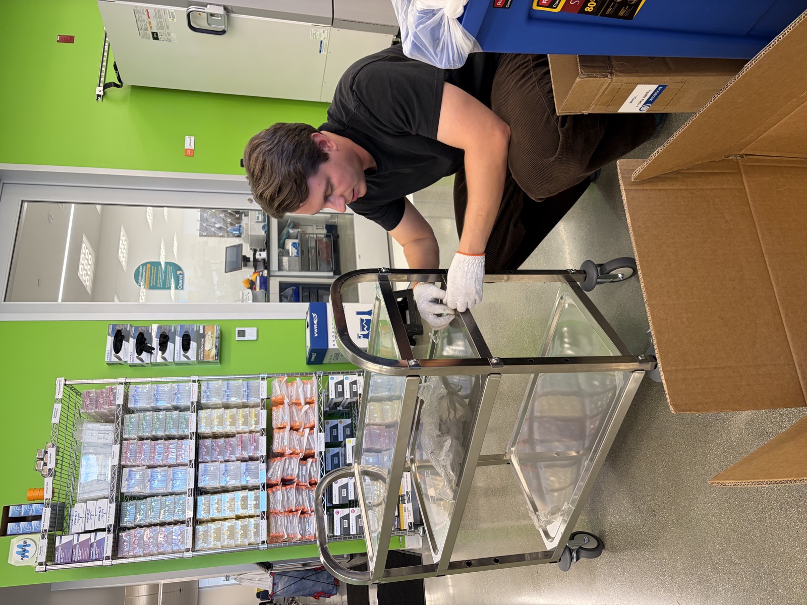 Assembling a lab cart